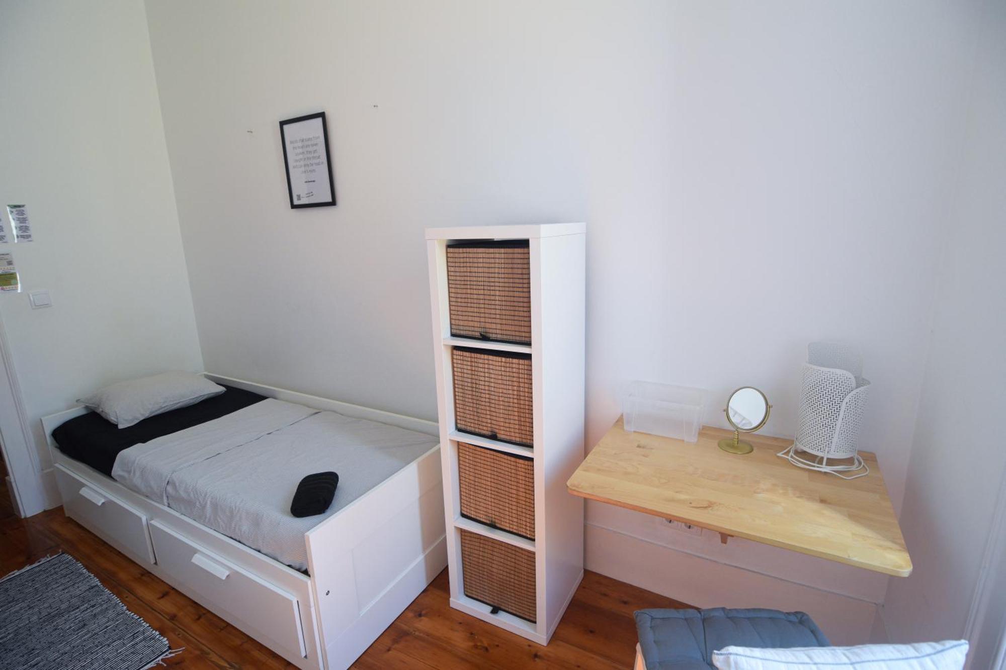 Embassy Arriaga Private Elegance Rooms In Stylish Shared Apartment Lisbon Exterior photo