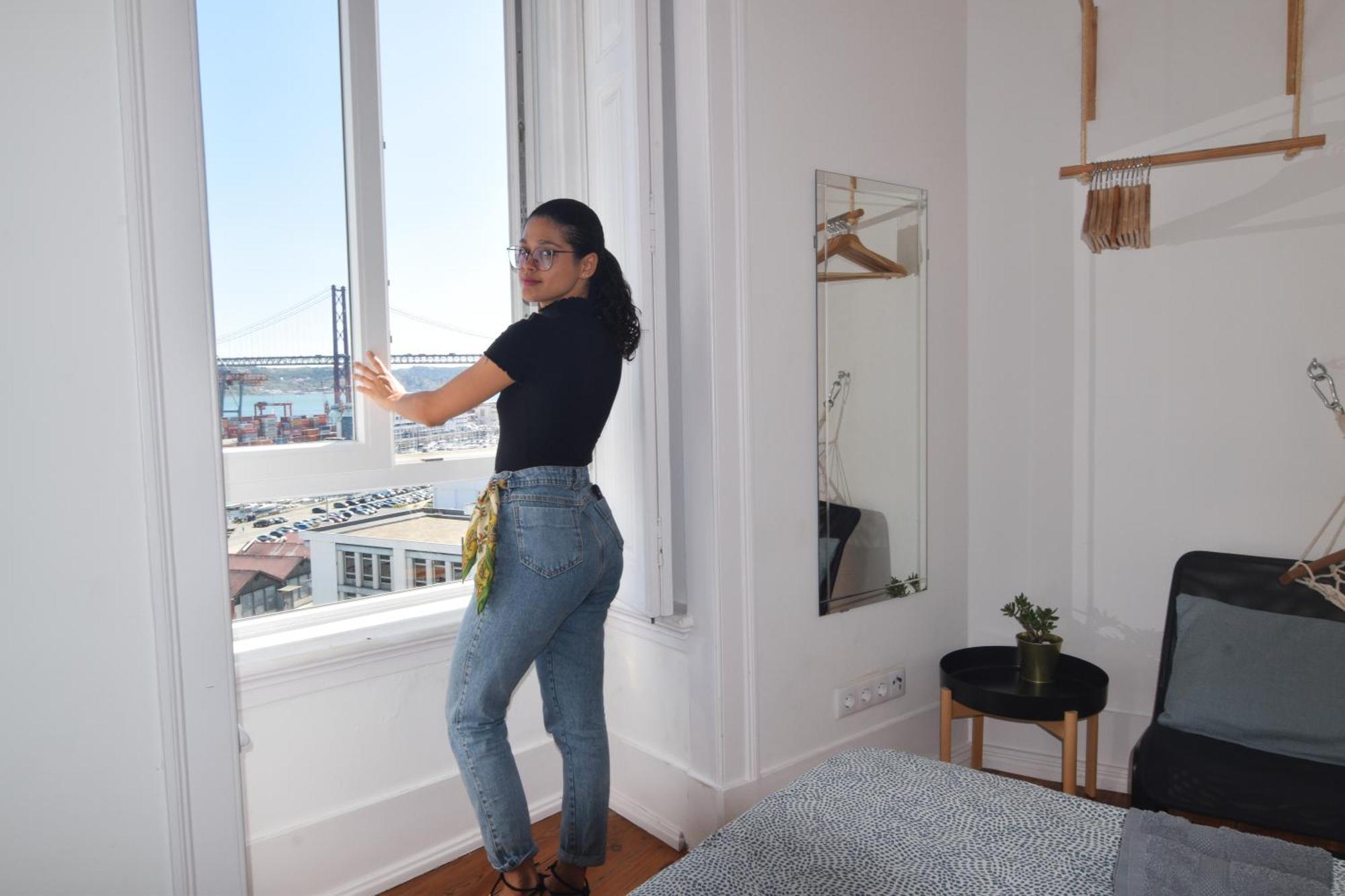 Embassy Arriaga Private Elegance Rooms In Stylish Shared Apartment Lisbon Exterior photo